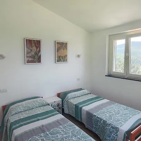 La Casa Delle Mogge Piazza (Genoa)